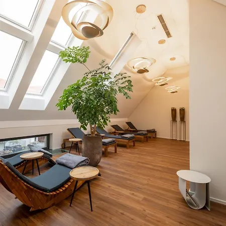 מלון Weinhotel Fritz Walter 3*