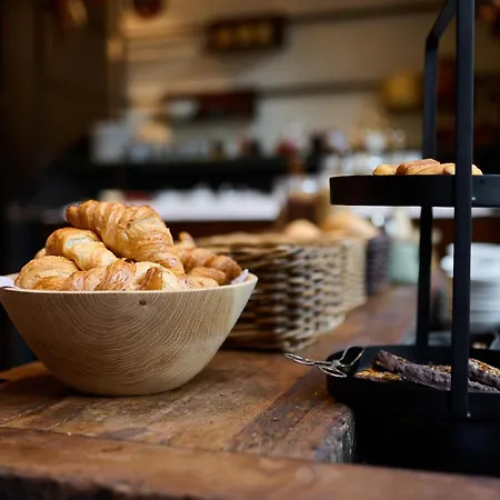 Weinhotel Fritz Walter מלון Niederhorbach