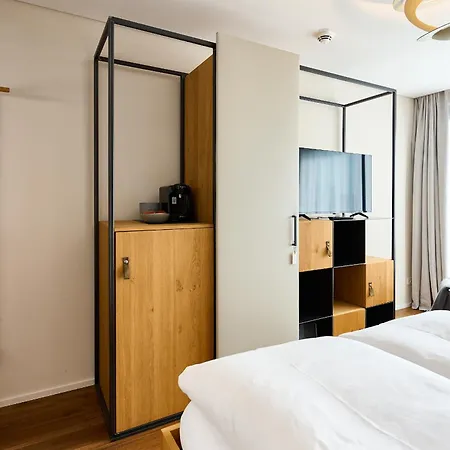 Weinhotel Fritz Walter מלון 3*