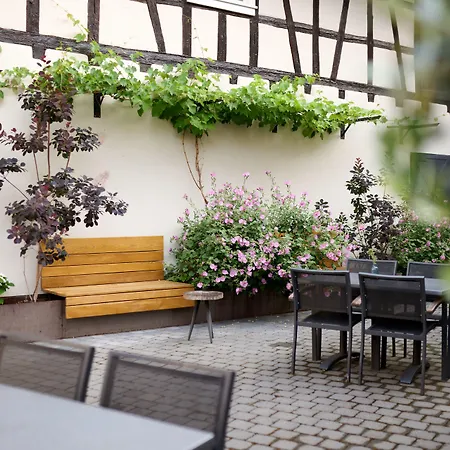 Hotel Weinhotel Fritz Walter Niederhorbach
