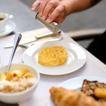 Weinhotel Fritz Walter מלון Niederhorbach