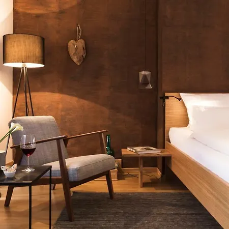 Weinhotel Fritz Walter מלון