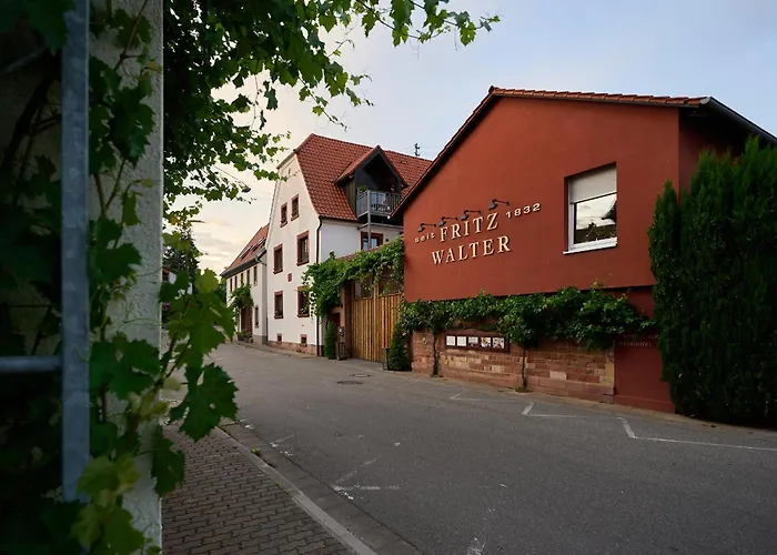 Weinhotel Fritz Walter Hotel Niederhorbach